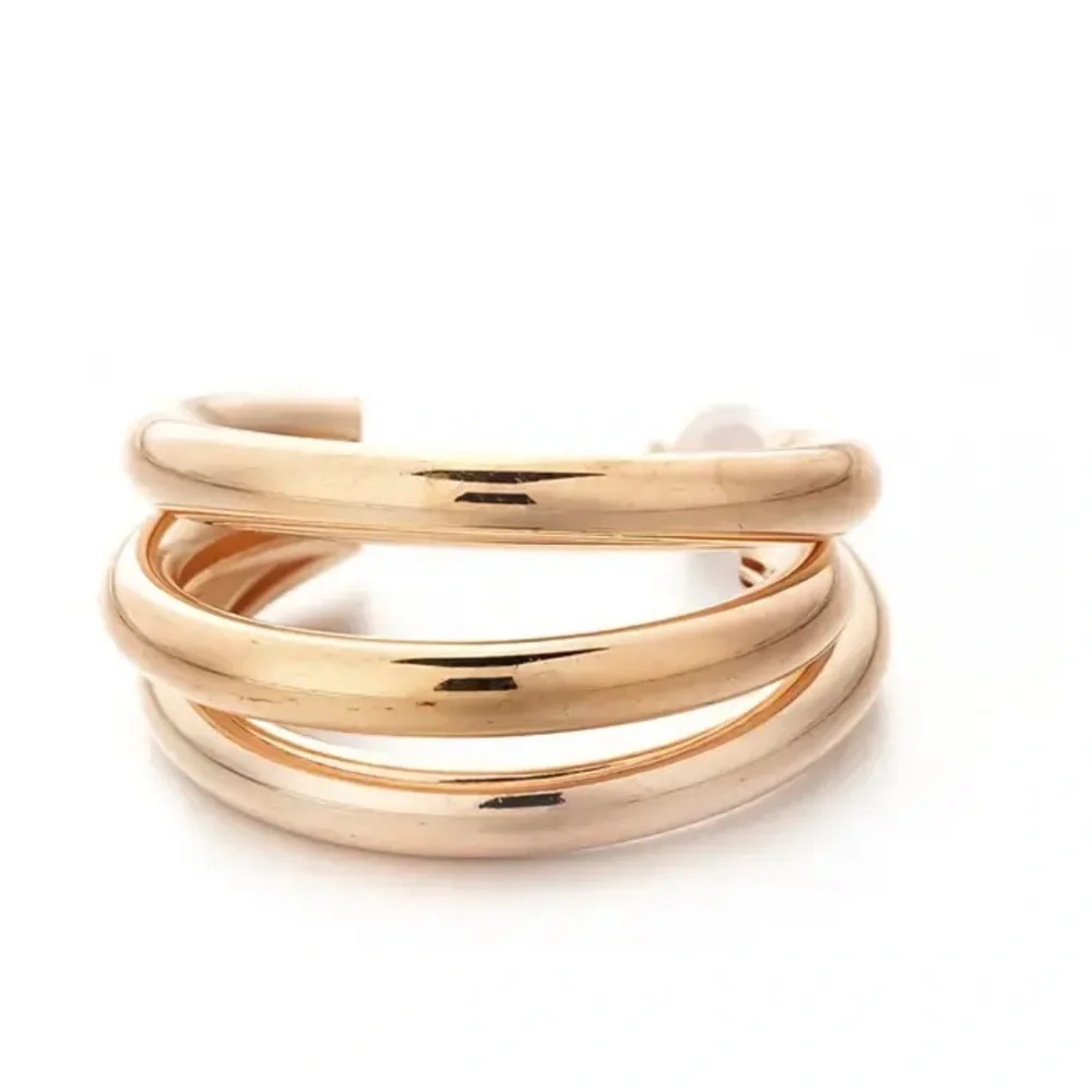 NEW Gold 18k plated Modern Hoop Earrings - Picture 3 of 7